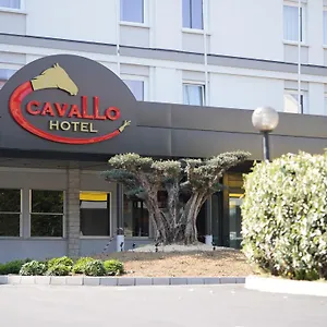 Cavallo Est Hotell
