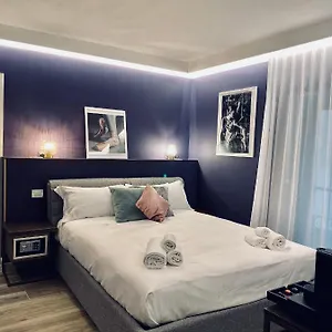 2* Πανσιόν Dimora Del Teatro
