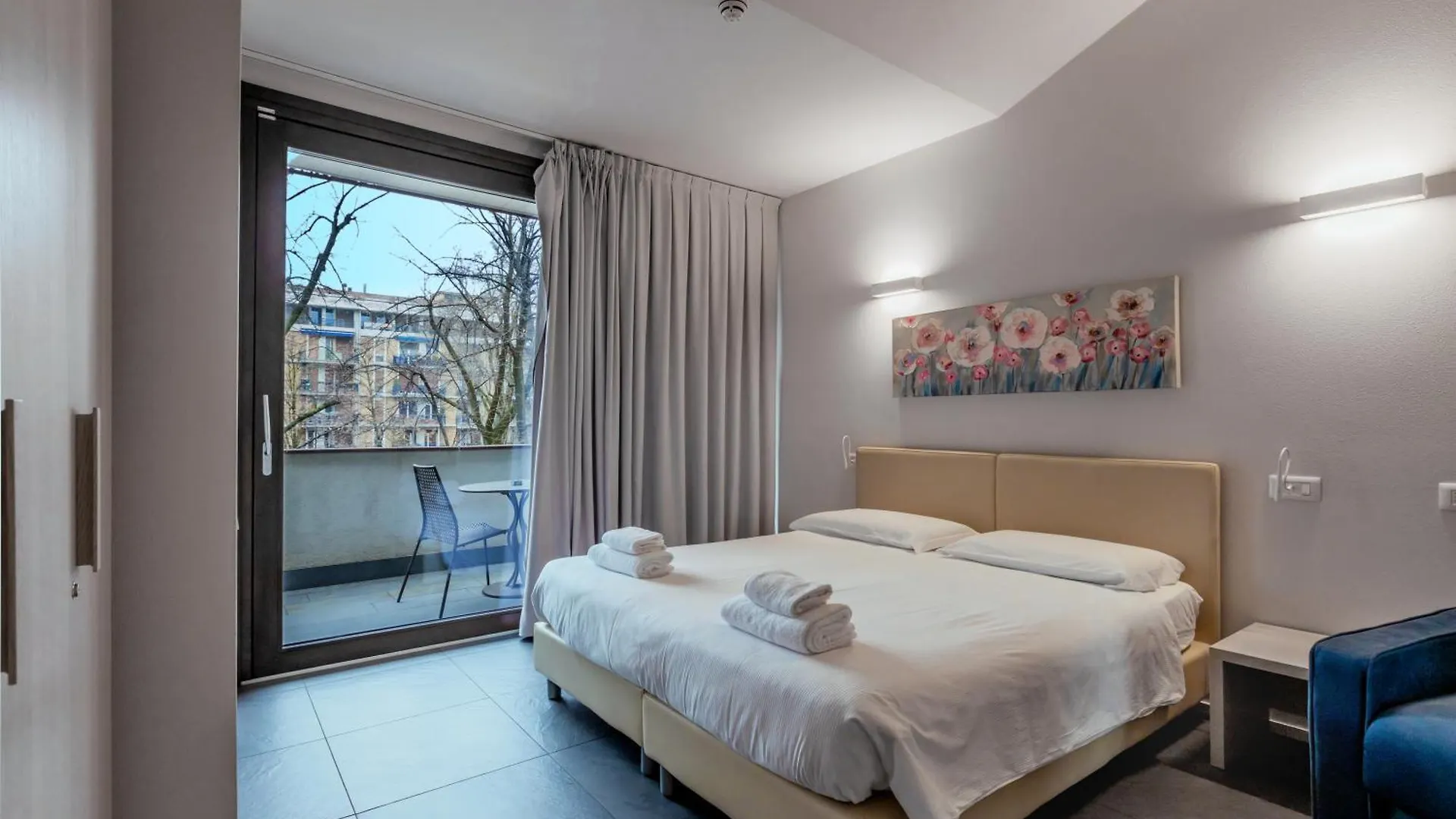Stravagante Hostel & Rooms Verona Italy