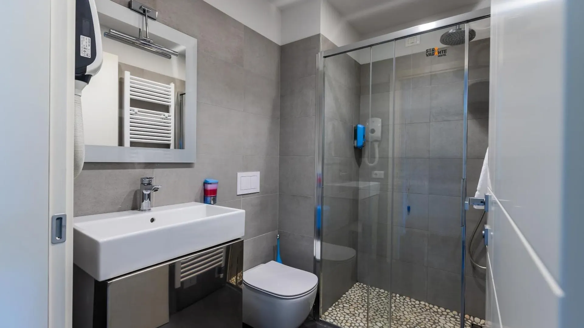 Stravagante Hostel & Rooms 베로나